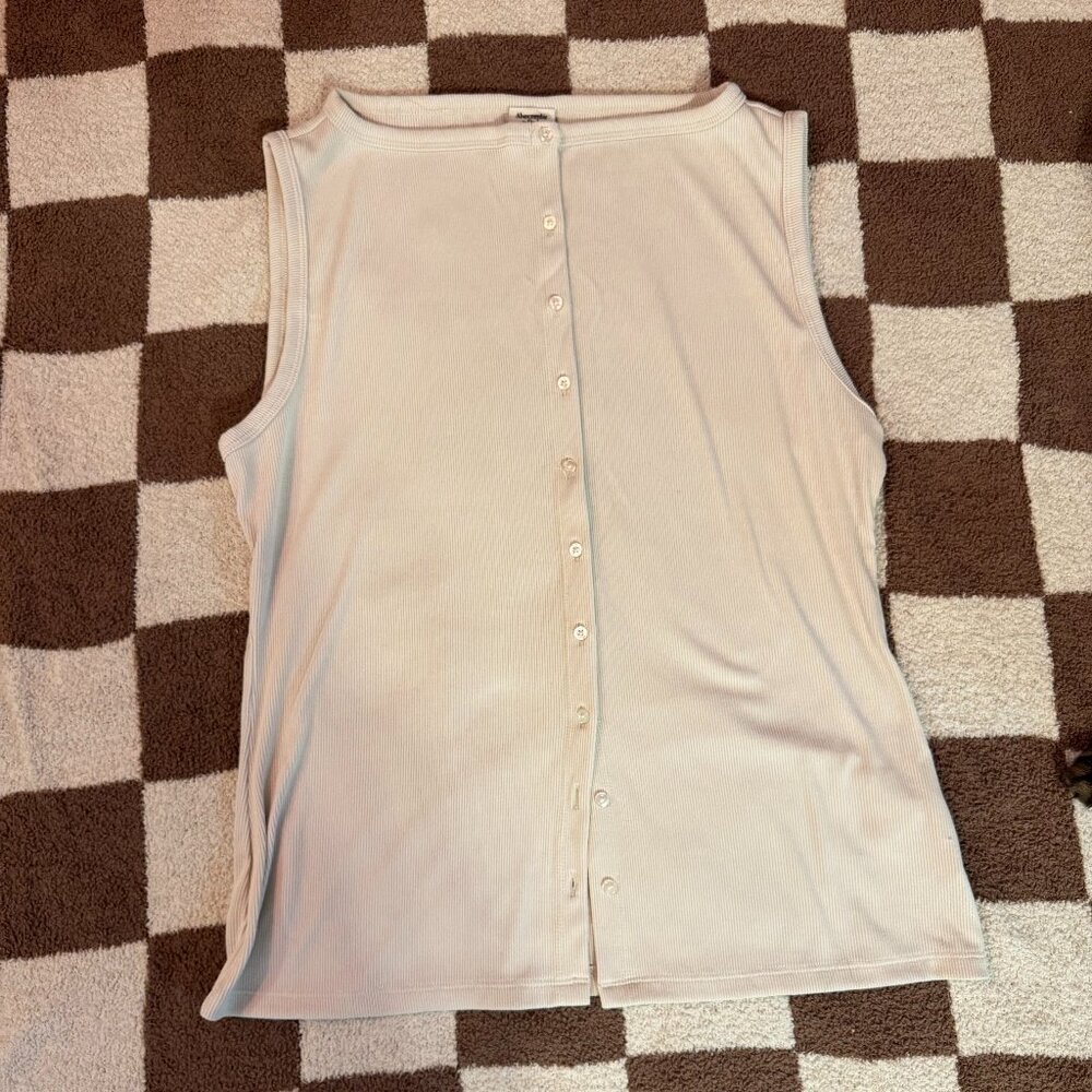 Abercrombie & Fitch Cream Sleeveless Button-Down Shirt